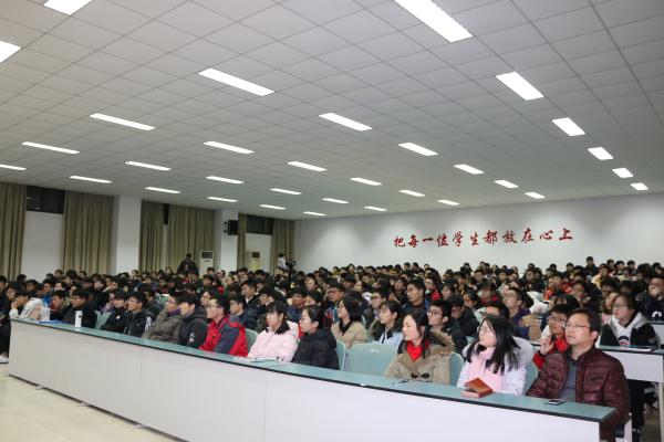 观众.jpg