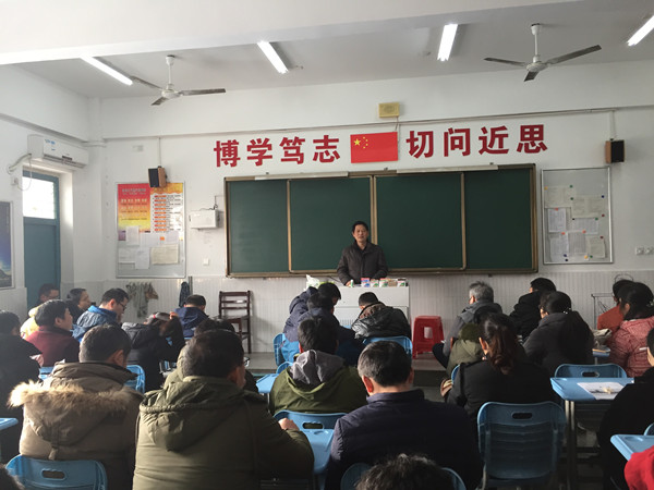 082CE35CC89E7E692B5DE6B4B4BA6085.jpg 082CE35CC89E7E692B5DE6B4B4BA6085.jpg