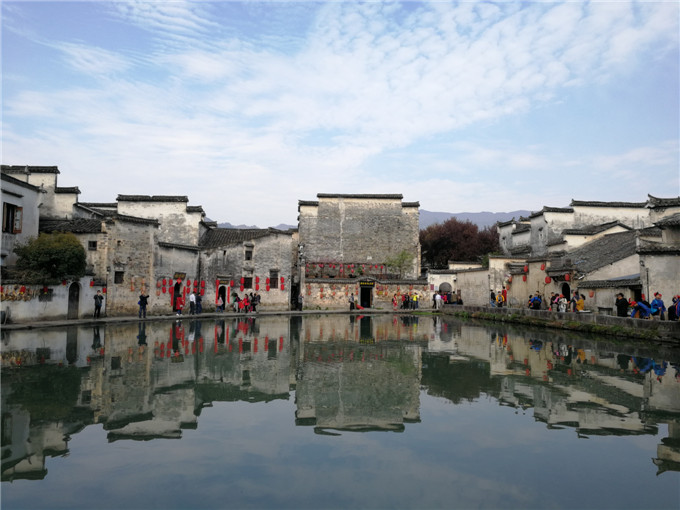 C:\Documents and Settings\Administrator\桌面\徽州-龙川线系列报道之四·内含四篇\1.jpg C:\Documents and Settings\Administrator\桌面\徽州-龙川线系列报道之四·内含四篇\1.jpg