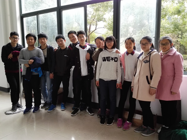 学雷锋照片IMG_20180314_161842_副本.jpg