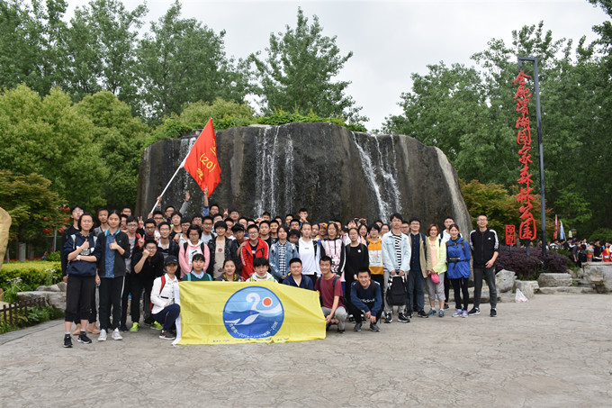 DE8A0BCE11D9E7BA21E30CF6AFB03E65_副本.jpg
