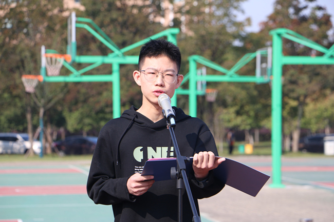 演讲.JPG