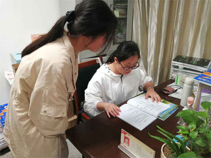 鲁元华4.jpg