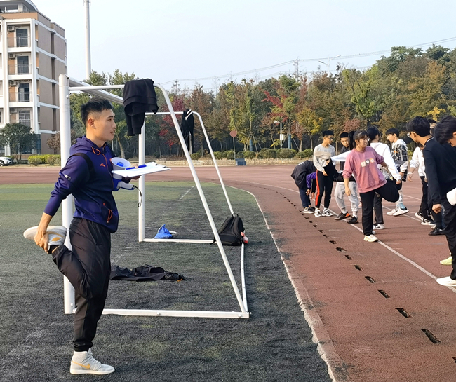 喻震.jpg