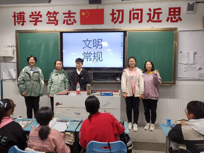 合影6.jpg 合影6.jpg