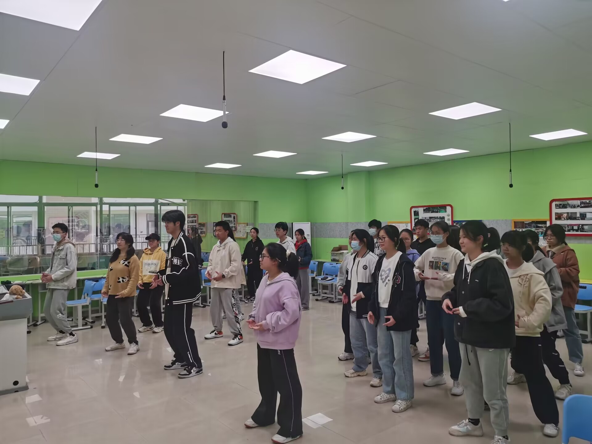 D6C677B73053E58EA3EC6A597582C565.jpg D6C677B73053E58EA3EC6A597582C565.jpg