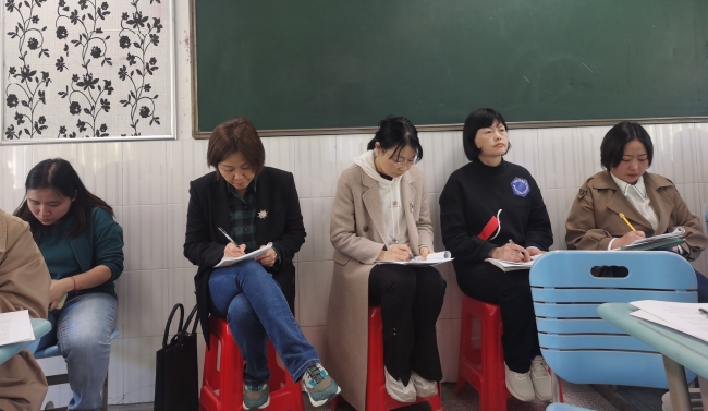 1许静校长参加活动_副本.jpg
