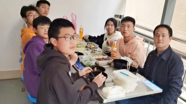 陪餐_副本.jpg