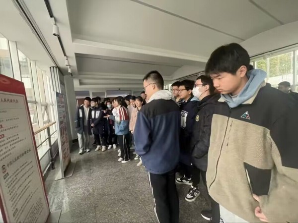 二十大及两会主题宣传.jpg