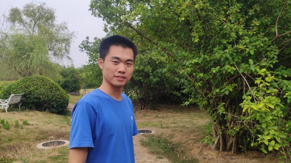 盛启安 生活照_副本.jpg