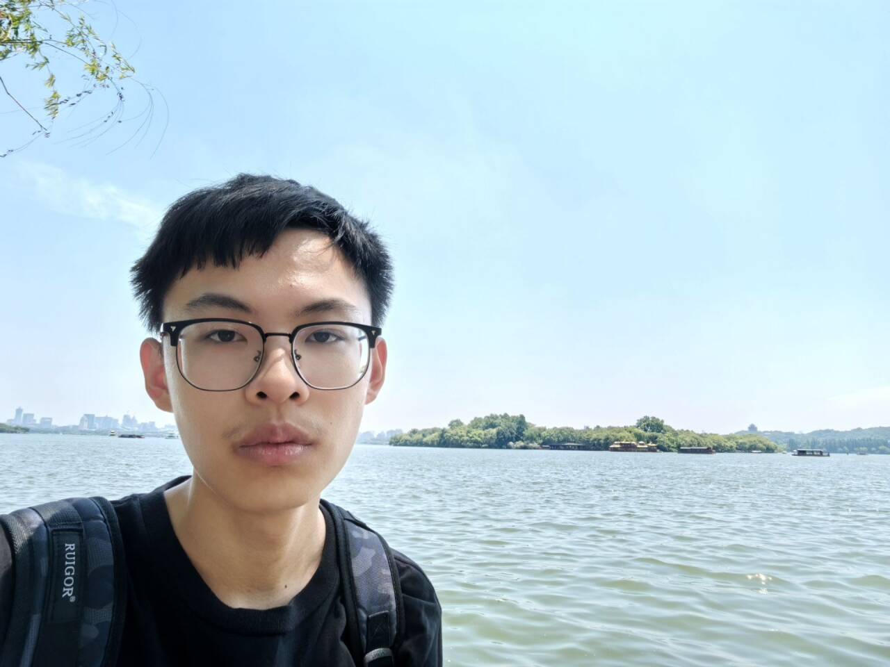 郑泽文翔.jpg