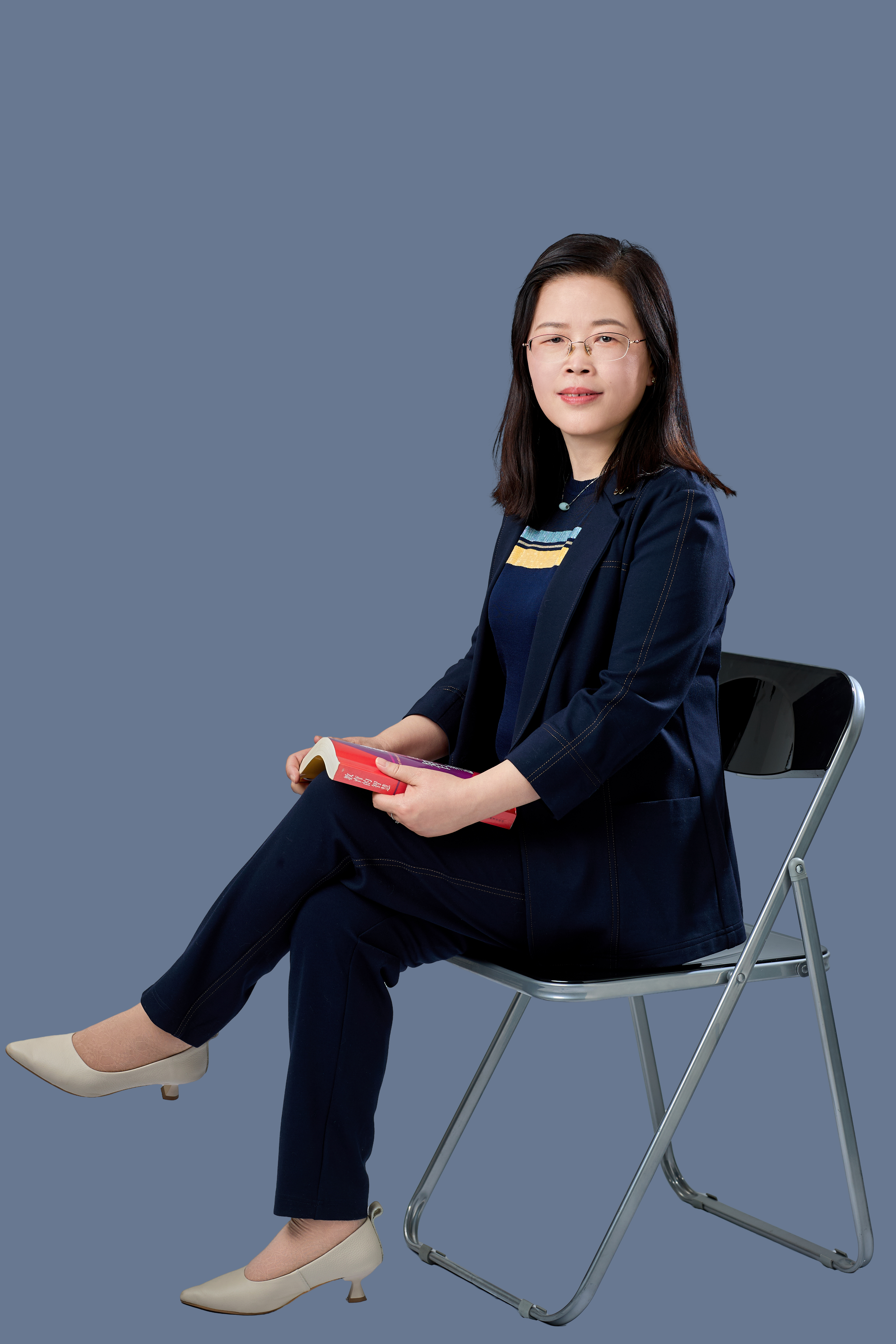 8.洪丽