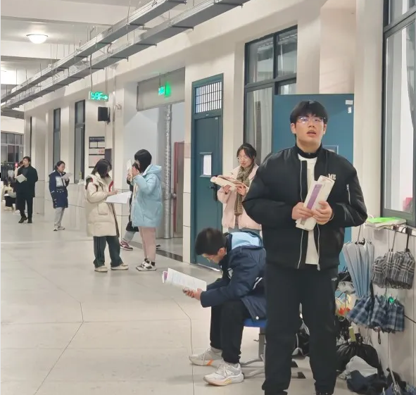 7e7f9085-ab49-4805-9710-dfaf43a20dde