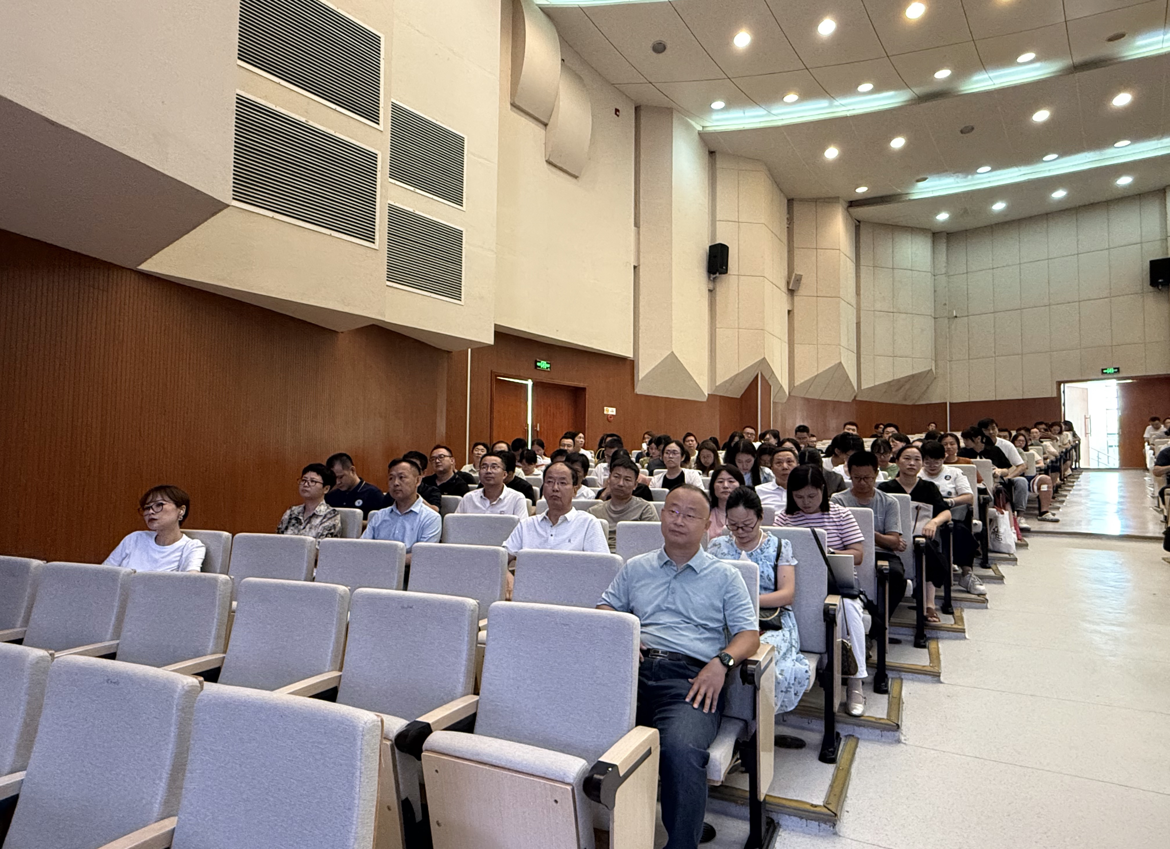 6241A151BD800FF1534DD7C305546C8E