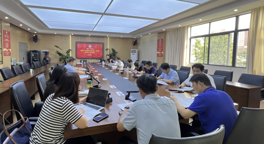 图片2整体人员
