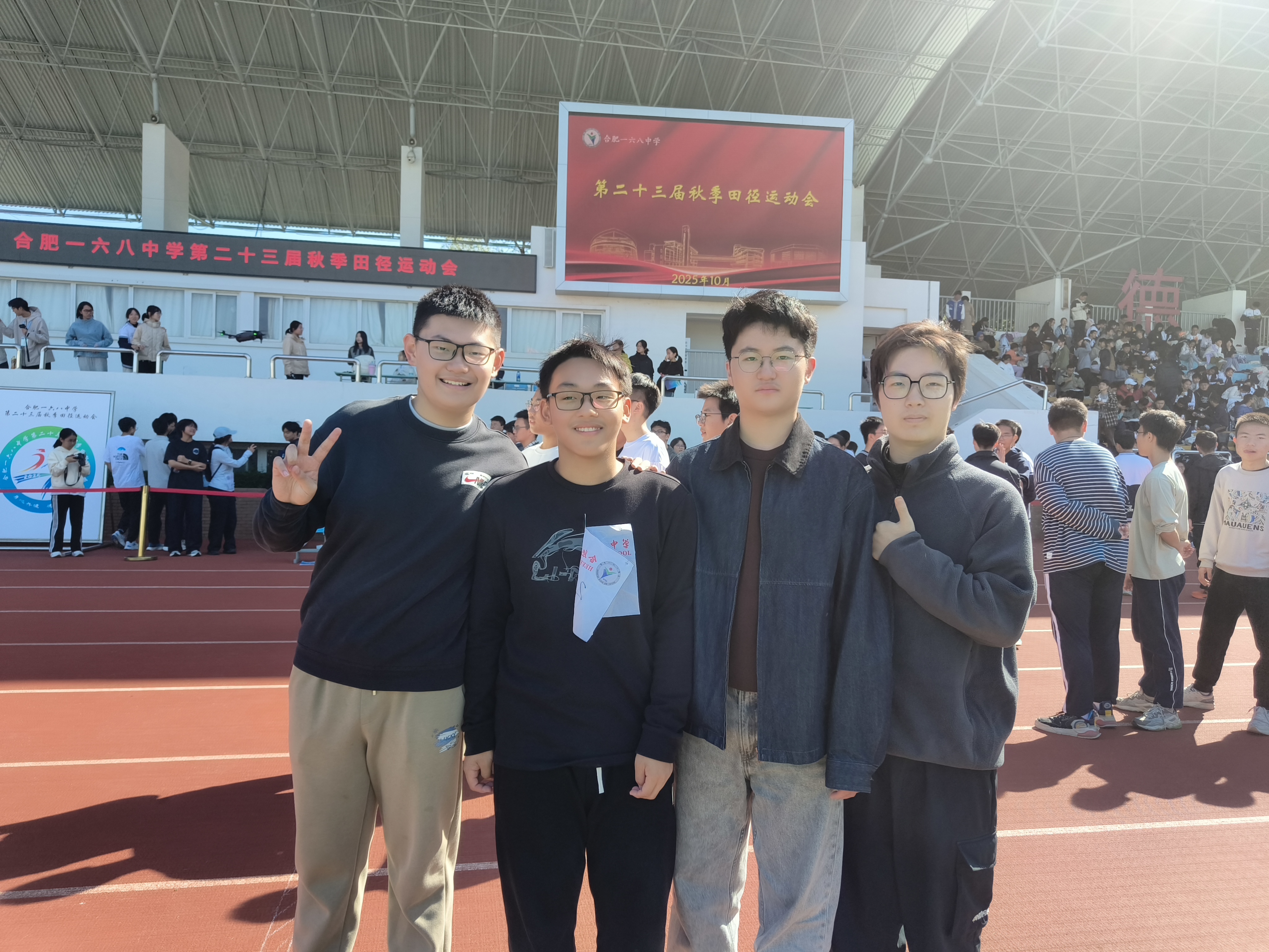 EE63A2F47CF51E44E17CBE7C427E1557