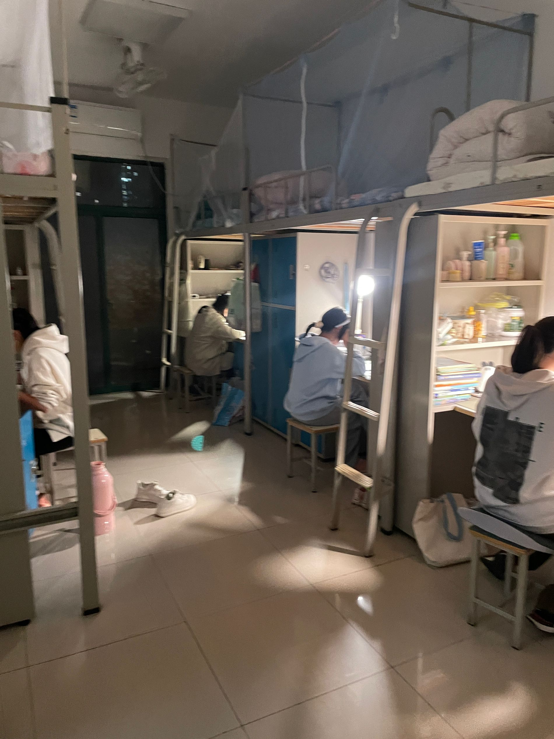 A4A71D2E30D27C9C070B6F6E324931B6