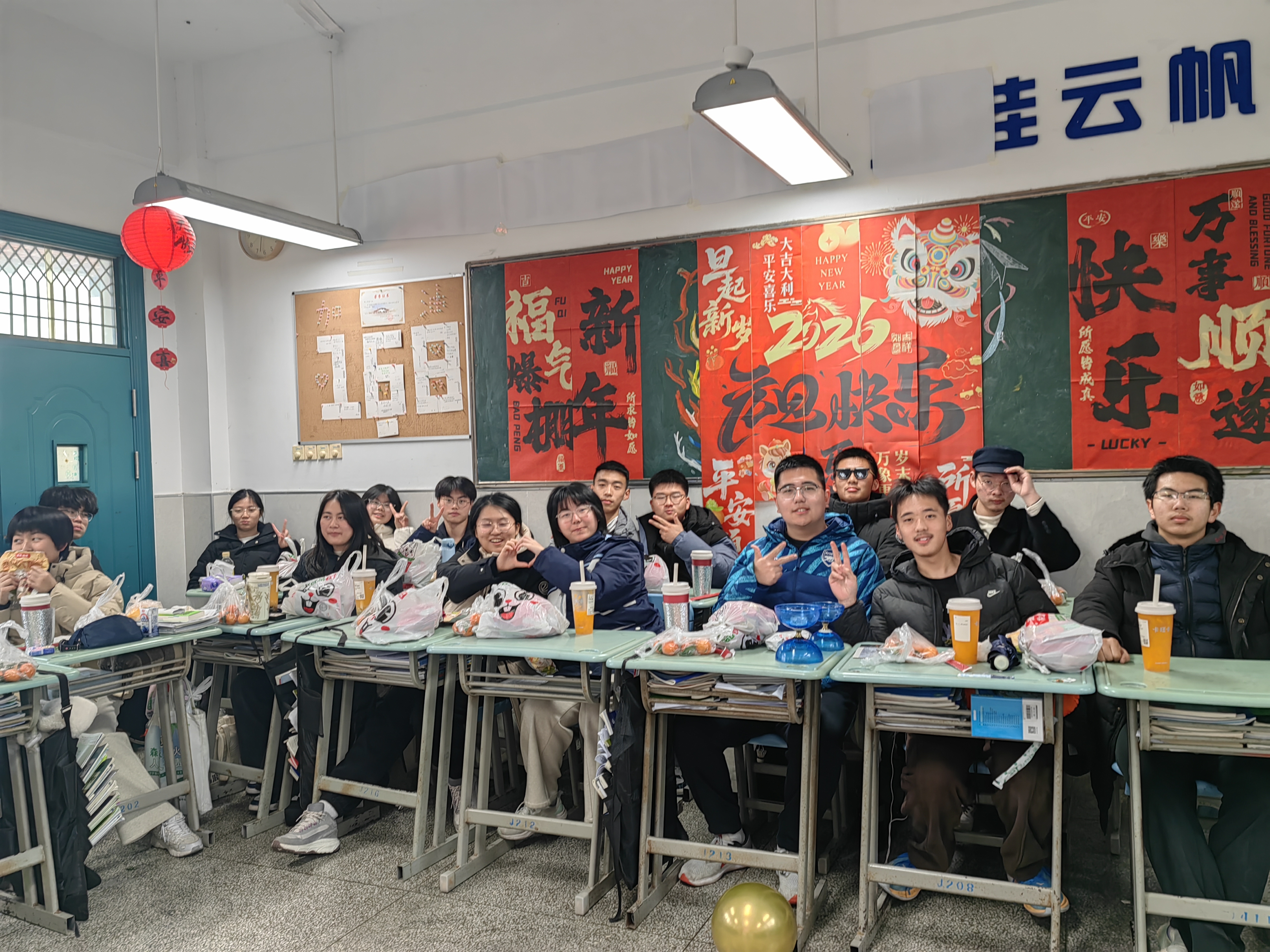 4928AD29F595059C75AC2B4D7B058319