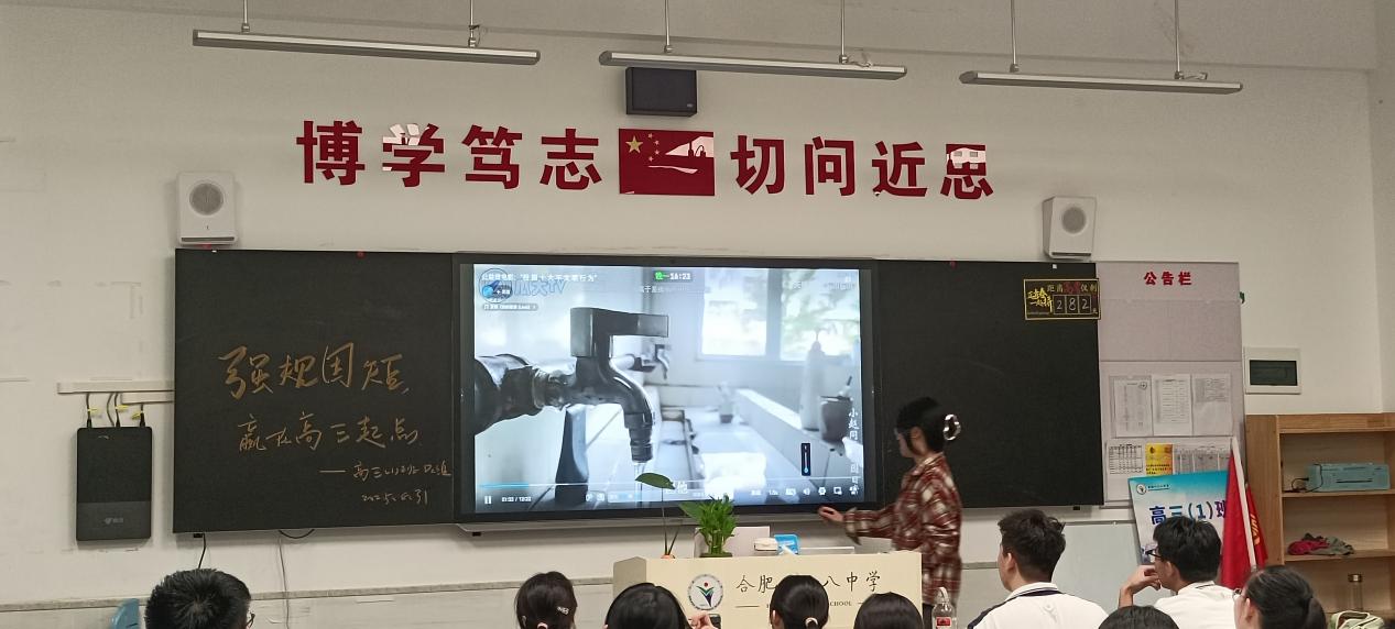 2187DAE237FC8A5BD3393A4779827E62