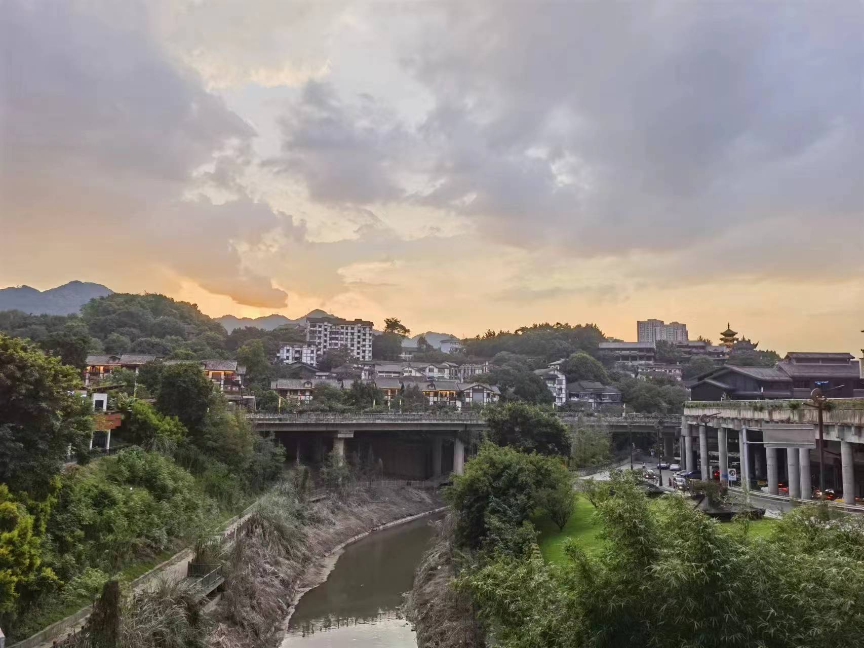 8d74a01bc38defbce5103c41d3ed09a1