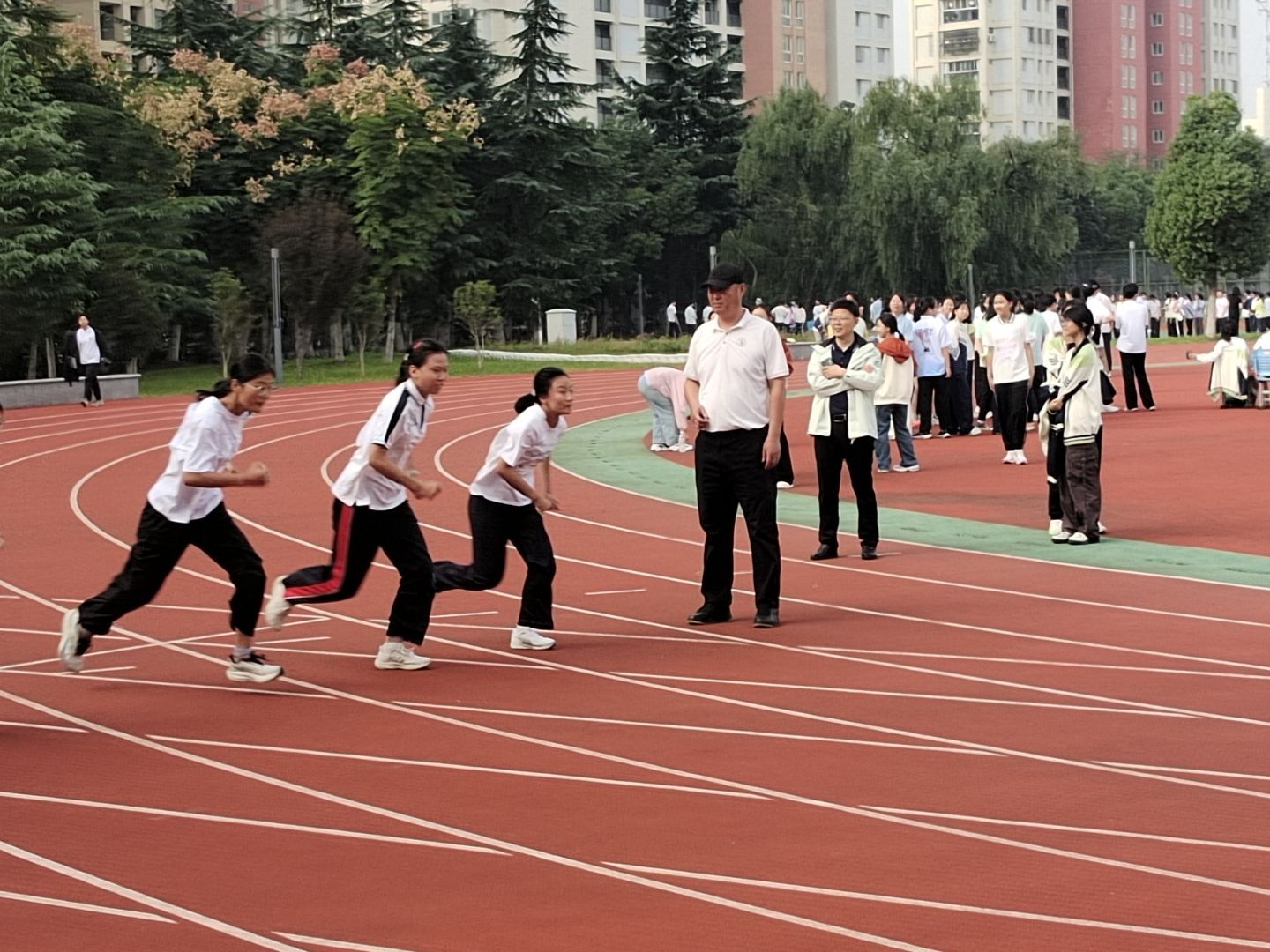 NR8AVjViQ1FBM016QTBNVFl4TnpHaHdPaG9IRmxJQ0EhIQUAcXVuZ3o!