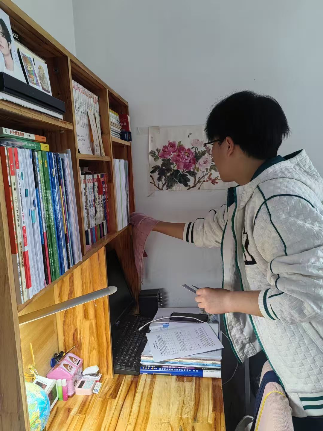 dc31f02514d7e94100627b9e107ce7ae