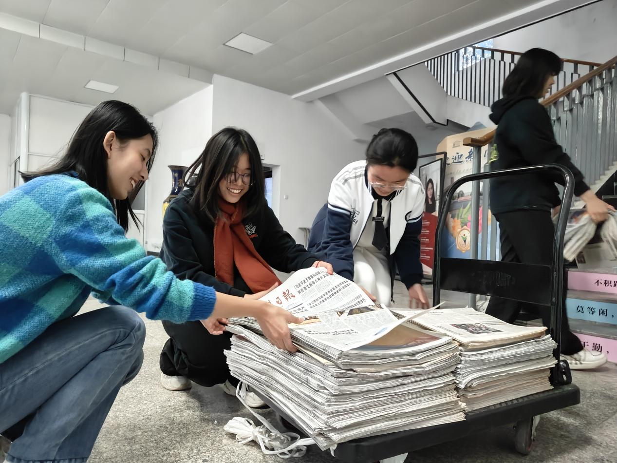 030685C06970B4ADDC3F32D317E16BAB