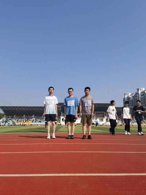 95EXINKIKZ)VARYAJ6G(6~D_tmb