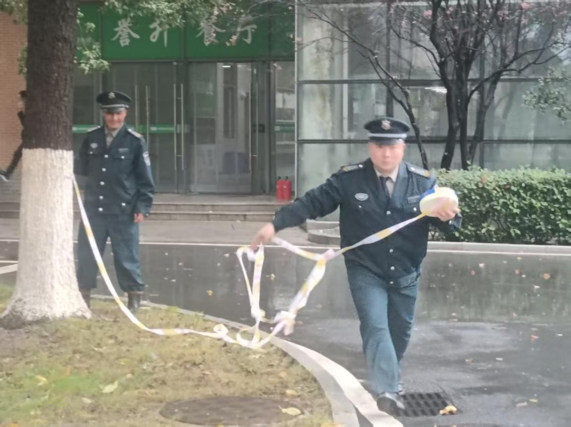 976b31a26015783a9a011f2c98f51170