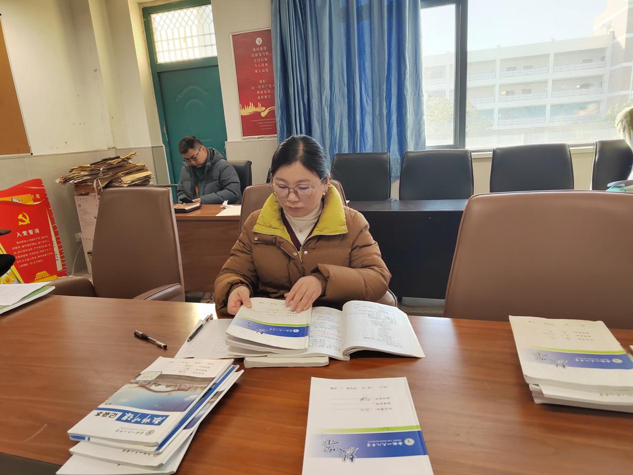 DECC10398FC81FC1E1F445F09B013F2B