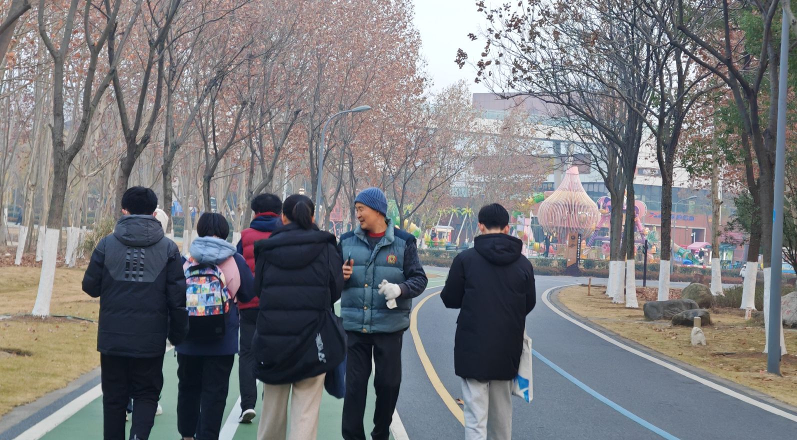 qq_pic_merged_1765964787172