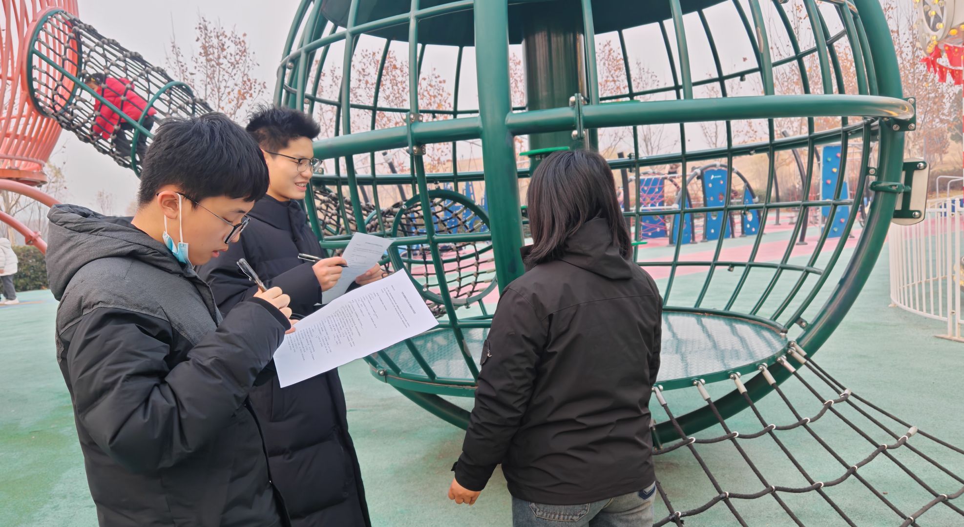 qq_pic_merged_1765964797624